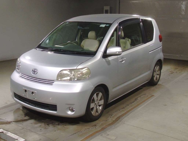 TOYOTA PORTE 2008