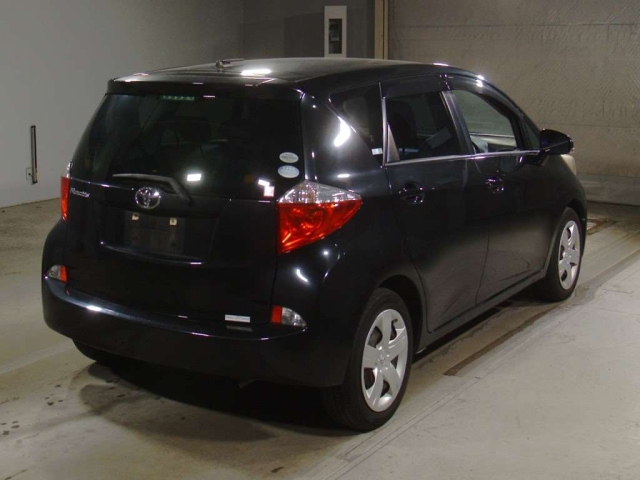 TOYOTA RACTIS 2012
