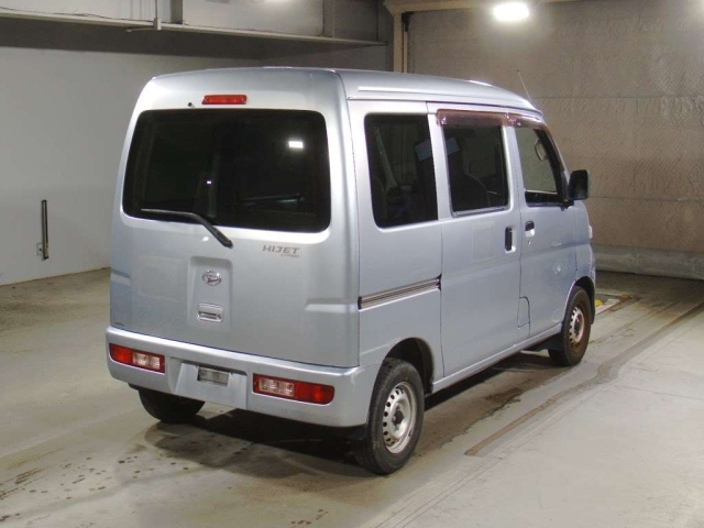 DAIHATSU HIJET VAN 2013