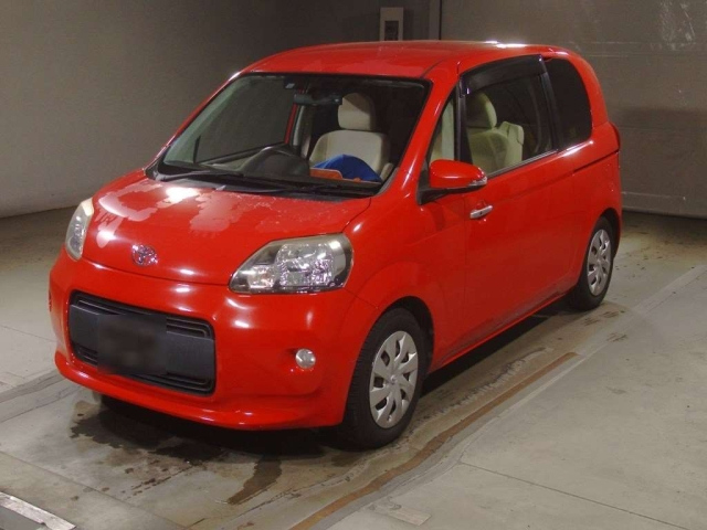 TOYOTA PORTE 2014