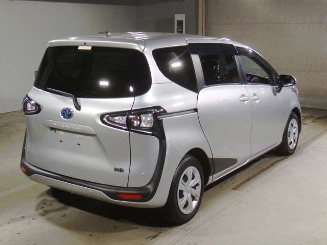 TOYOTA SIENTA 2022