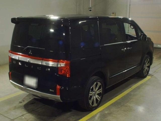MITSUBISHI DELICA D5 2021
