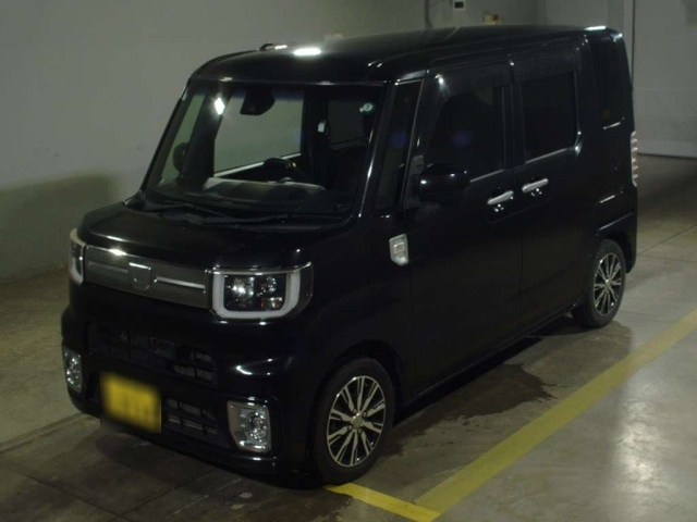 DAIHATSU WAKE 2017