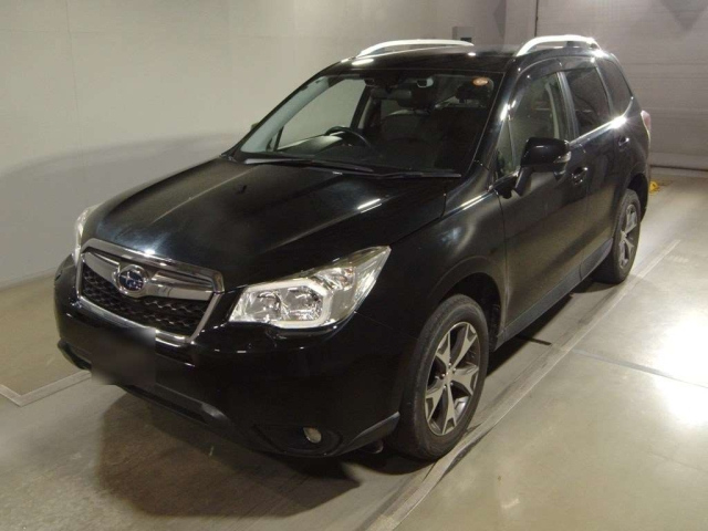 SUBARU FORESTER 2015