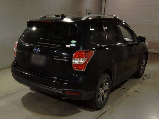 SUBARU FORESTER 2015
