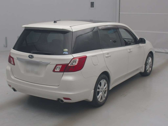 SUBARU EXIGA 2010