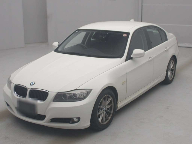 BMW 3 SERIES 2010