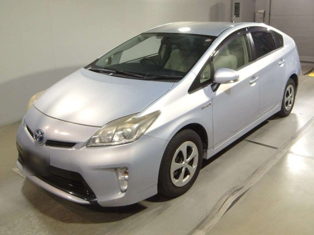 TOYOTA PRIUS 2012
