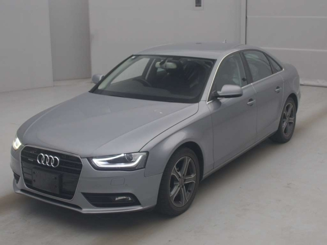 AUDI A4 2015