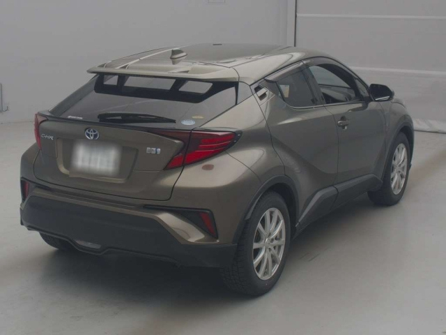 TOYOTA C-HR 2021