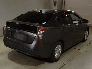 TOYOTA PRIUS 2016