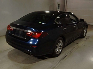 NISSAN FUGA 2015