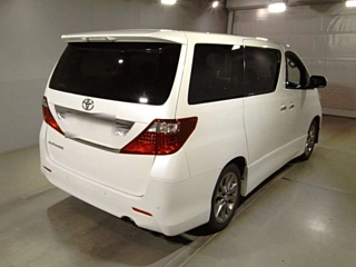 TOYOTA ALPHARD 2010