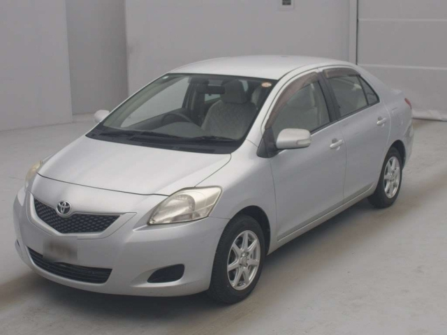 TOYOTA BELTA 2009