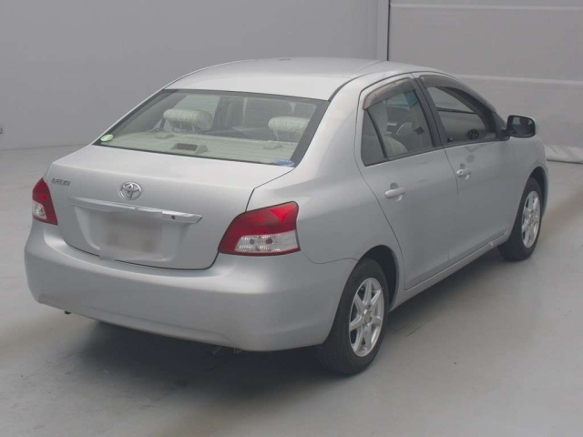TOYOTA BELTA 2009