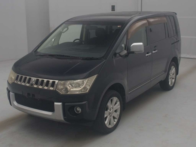 MITSUBISHI DELICA D5 2008
