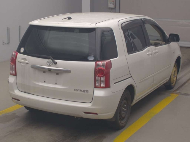 TOYOTA RAUM 2008