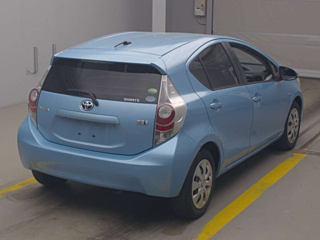 TOYOTA AQUA 2012