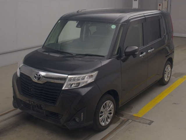 TOYOTA ROOMY 2018