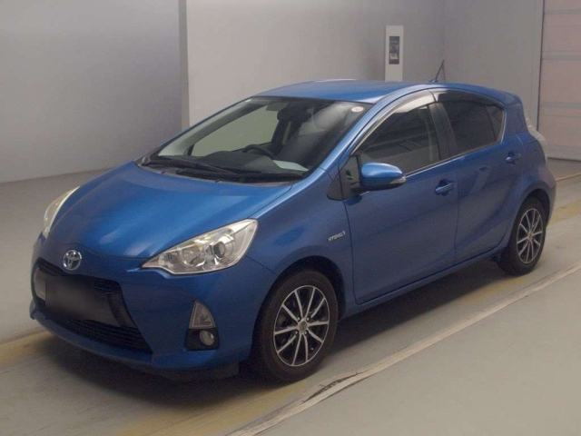 TOYOTA AQUA 2014