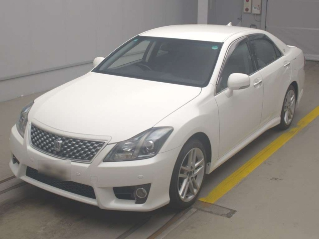 TOYOTA CROWN 2011