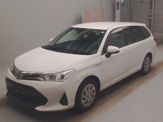TOYOTA COROLLA FIELDER 2018