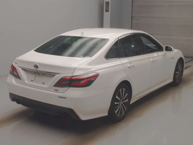 TOYOTA CROWN 2019