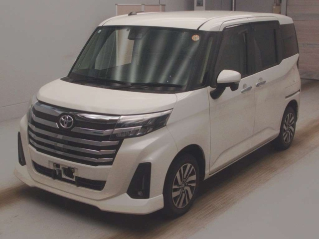 TOYOTA ROOMY 2021