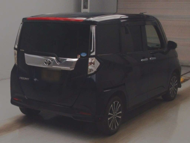 TOYOTA ROOMY 2021