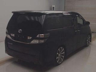 TOYOTA VELLFIRE 2011