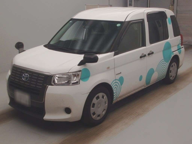 TOYOTA JPN TAXI 2019