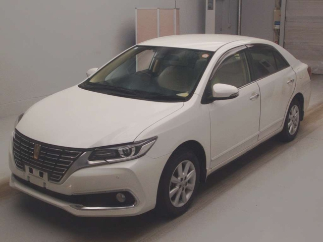 TOYOTA PREMIO 2019