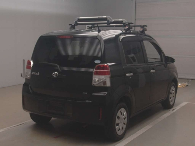 TOYOTA SPADE 2014