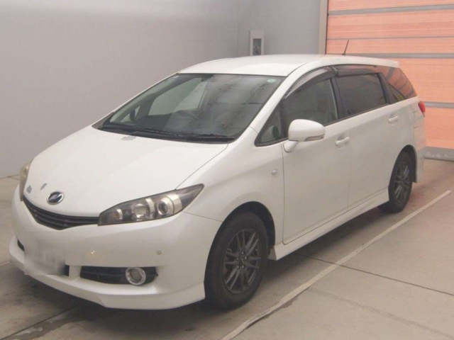 TOYOTA WISH 2009