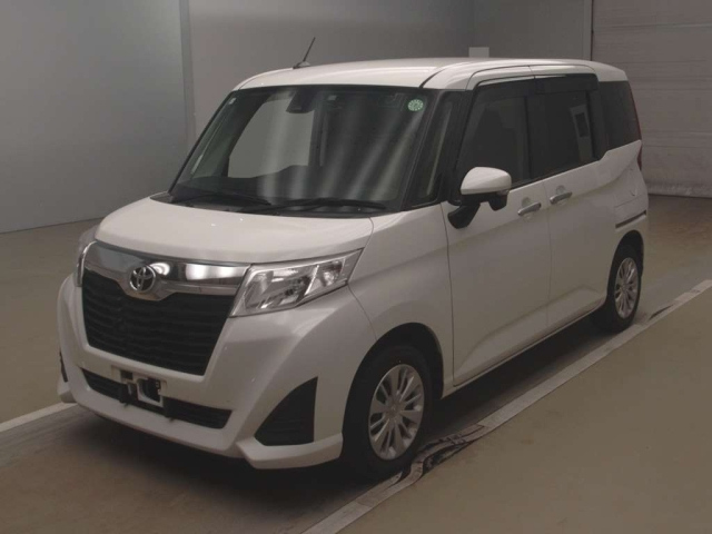 TOYOTA ROOMY 2018