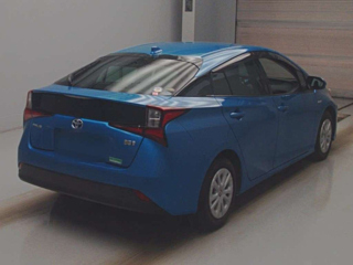 TOYOTA PRIUS 2019