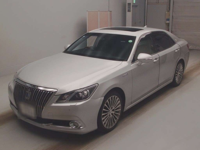 TOYOTA CROWN 2015