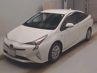 TOYOTA PRIUS 2016