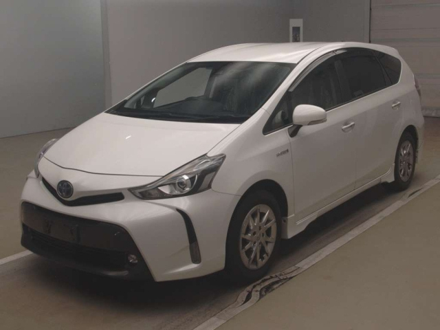 TOYOTA PRIUS ALPHA 2018