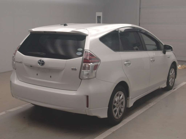 TOYOTA PRIUS ALPHA 2018