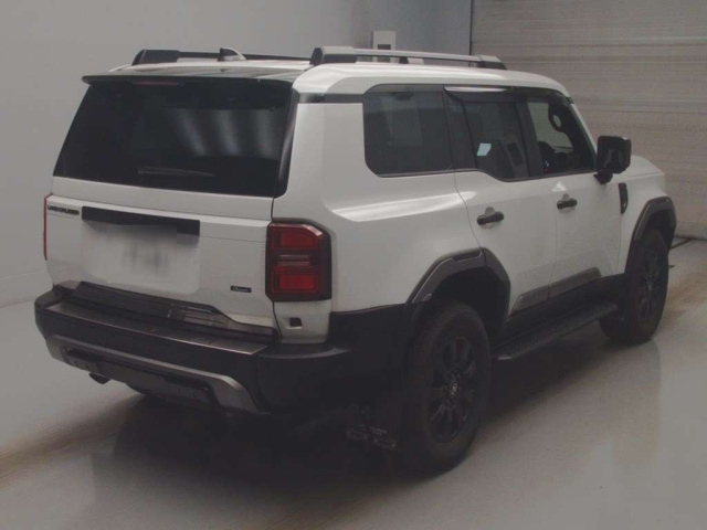 TOYOTA LAND CRUISER 2024