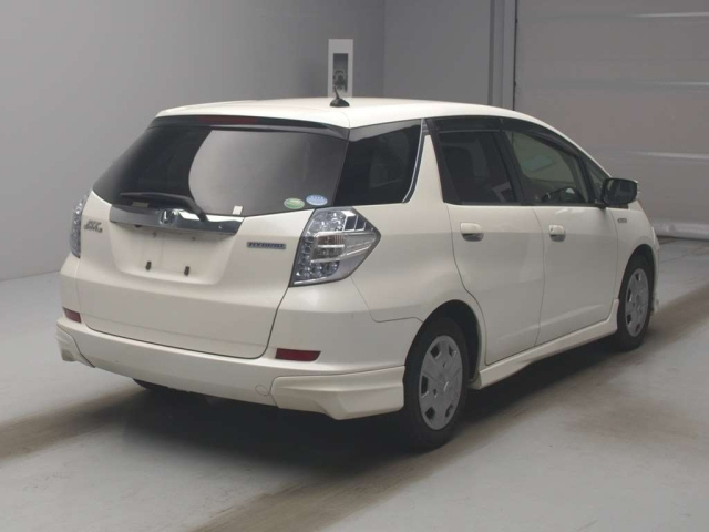 HONDA FIT SHUTTLE 2013