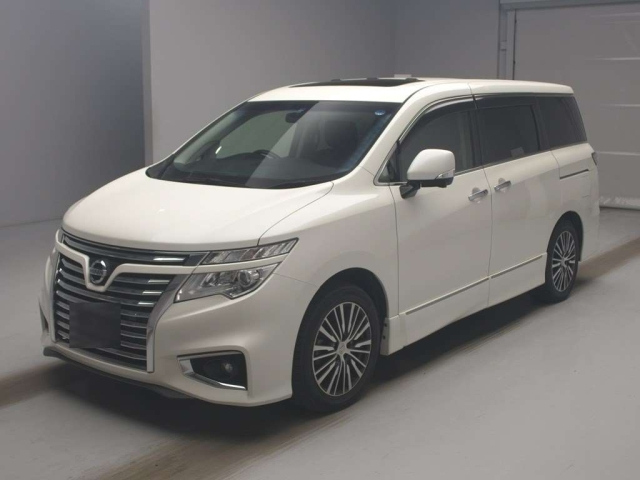 NISSAN ELGRAND 2017