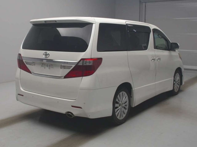 TOYOTA ALPHARD 2012