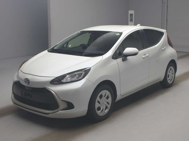 TOYOTA AQUA 2022