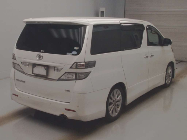 TOYOTA VELLFIRE 2009