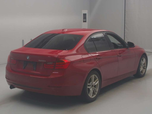BMW 3 SERIES 2013
