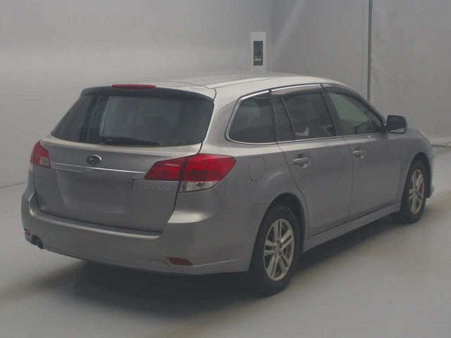SUBARU LEGACY 2010