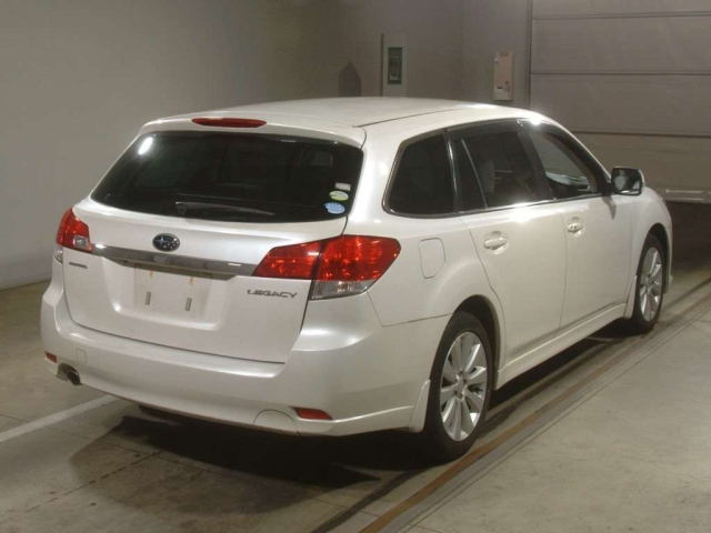 SUBARU LEGACY 2010