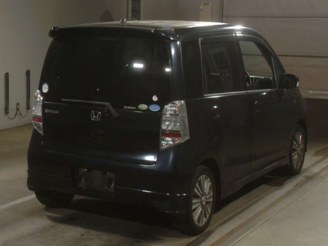 HONDA LIFE 2011